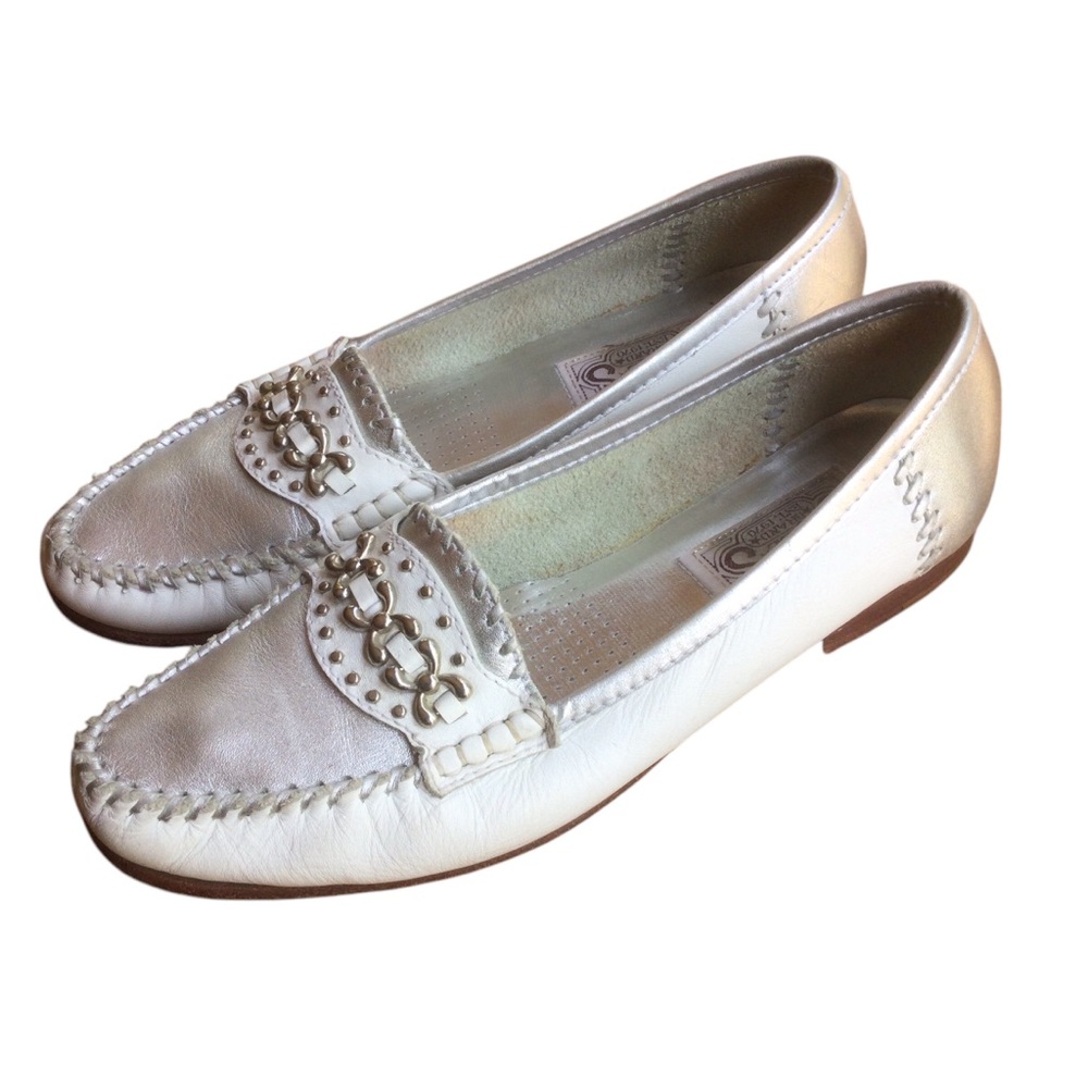 VTG Circle S Brand Silver & White Leather Loafers with Chain Detail Size 8.5